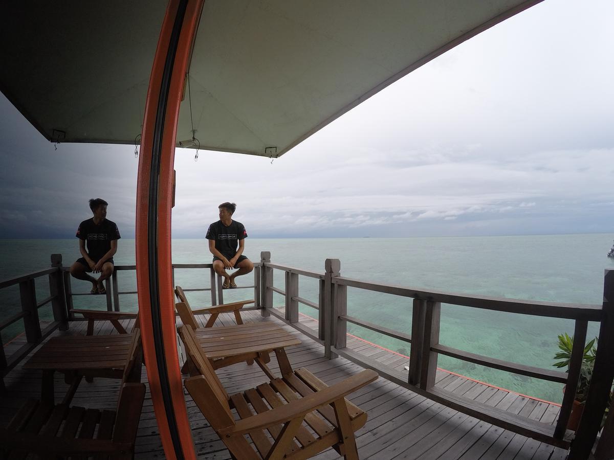 Mabul Paradise Lodge Mabul Island Exteriör bild
