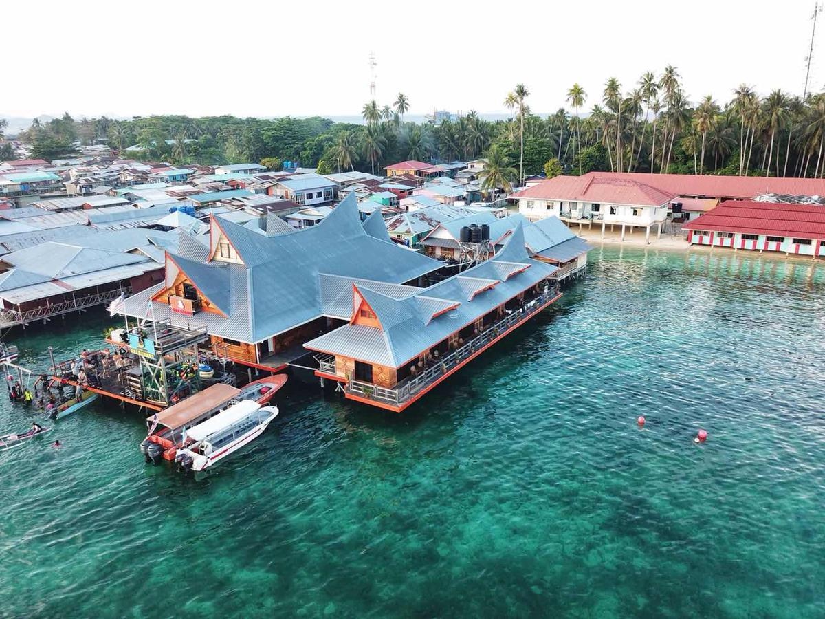 Mabul Paradise Lodge Mabul Island Exteriör bild