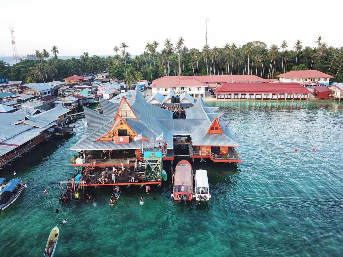 Mabul Paradise Lodge Mabul Island Exteriör bild