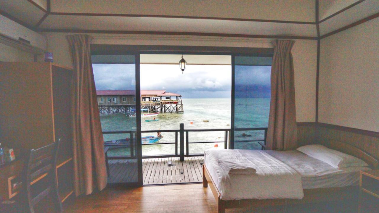 Mabul Paradise Lodge Mabul Island Exteriör bild