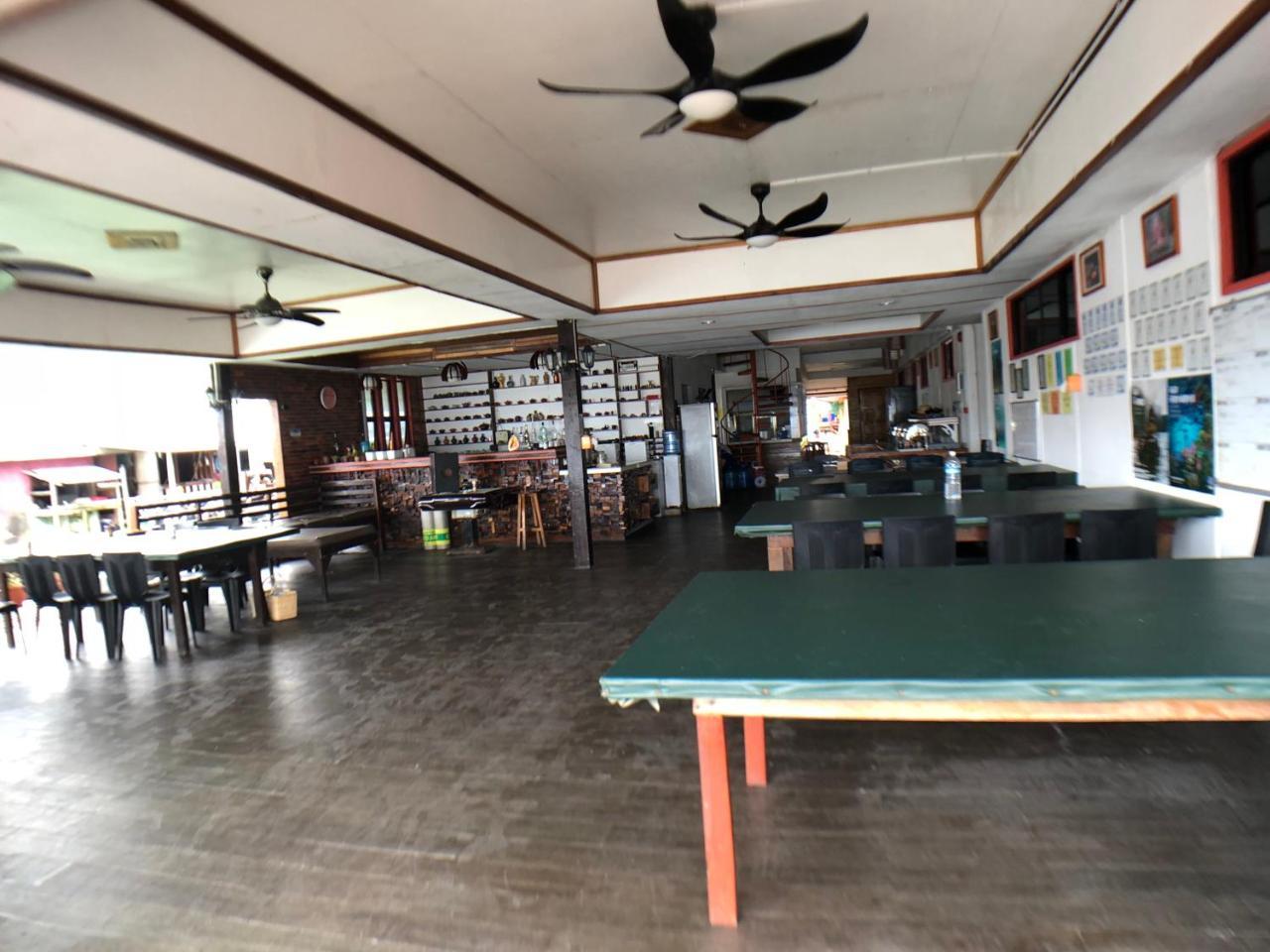 Mabul Paradise Lodge Mabul Island Exteriör bild